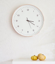 Load image into Gallery viewer, Minimal wall clock
